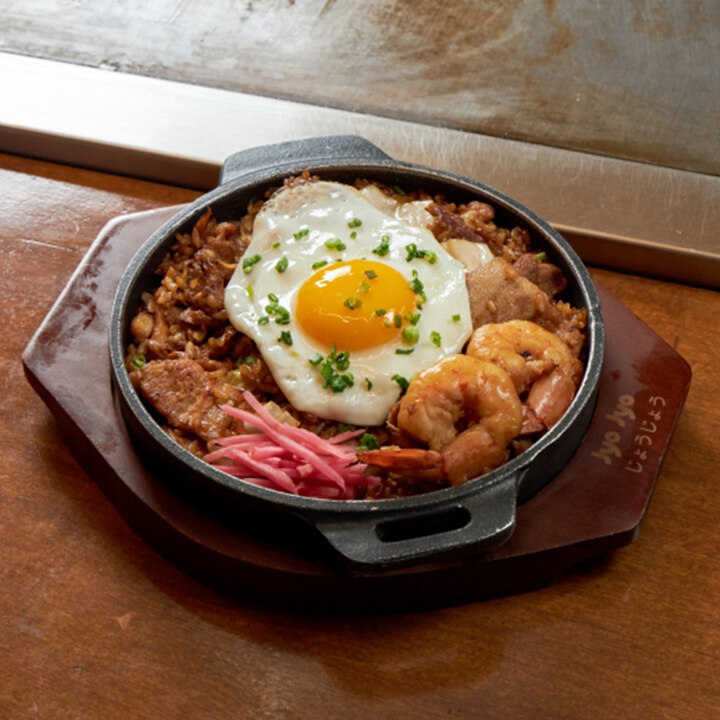 [죠죠] 신메뉴 철판볶음밥 출시