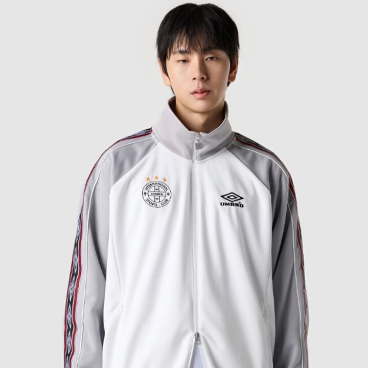 [엄브로] sporty picnic fashion